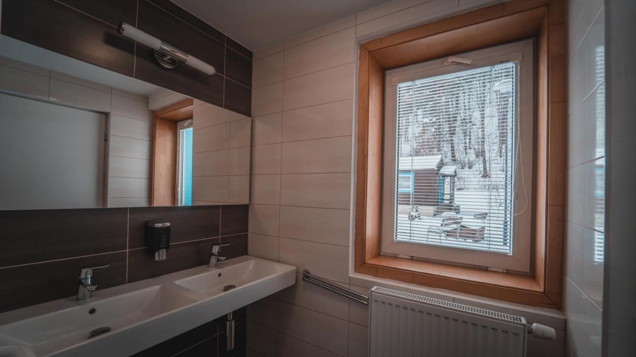 Kupelne Domceky - Kupele Cerveny Klastor Smerdzonka Buitenkant foto